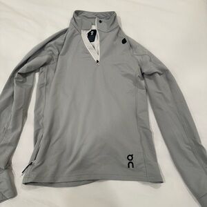 On Cloud performance quarter zip